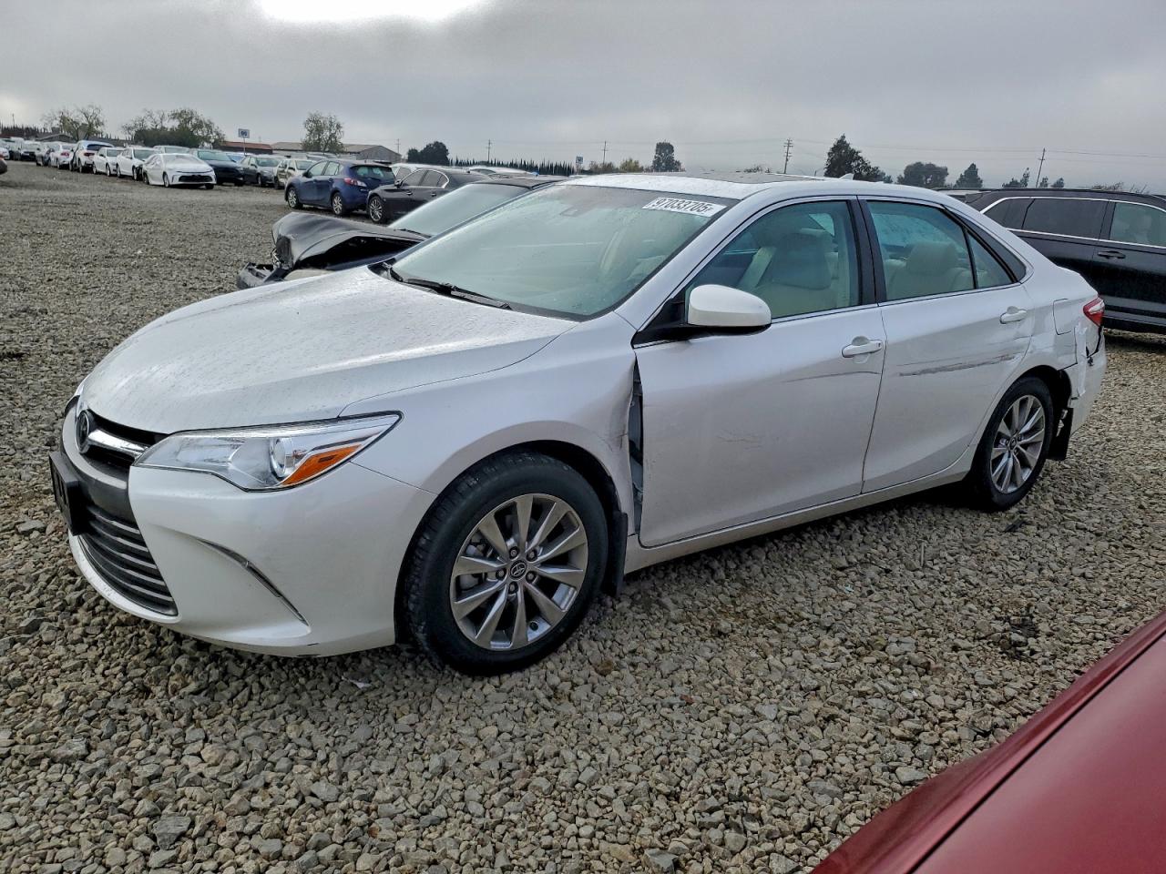 2016 TOYOTA CAMRY