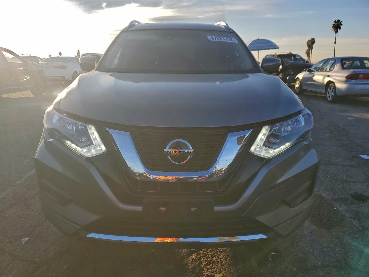 2020 NISSAN ROGUE S photo 5