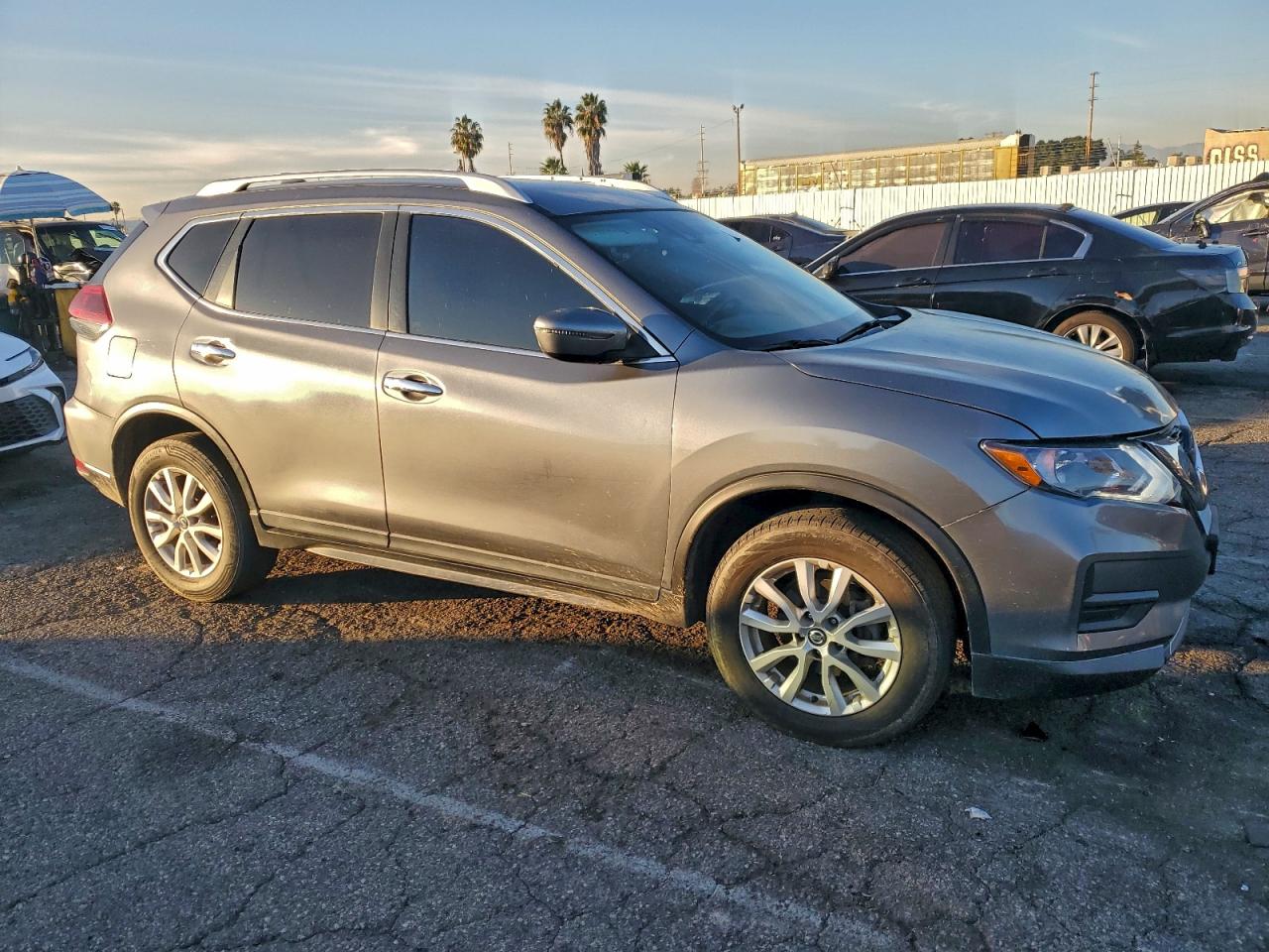 2020 NISSAN ROGUE S photo 4
