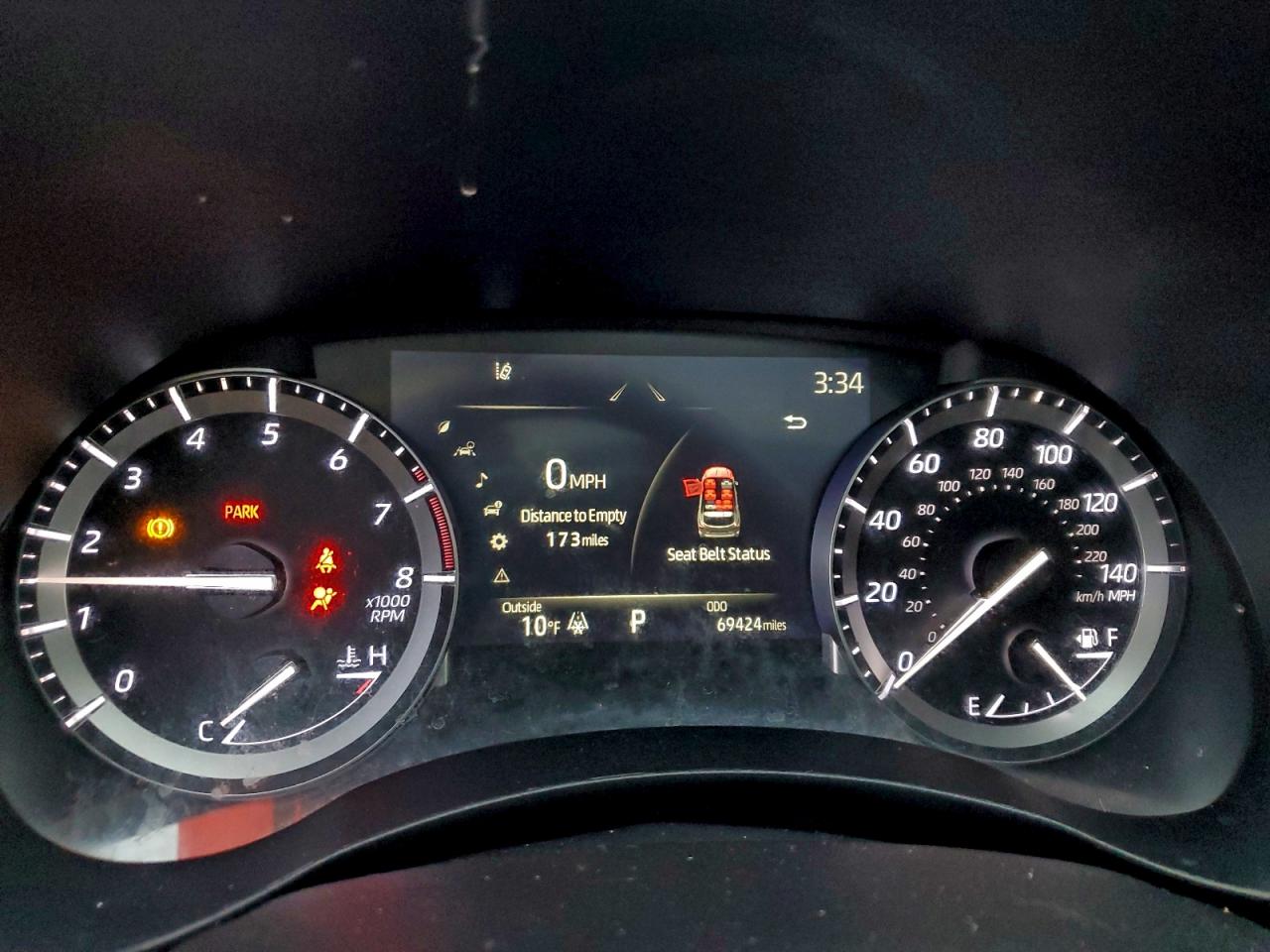 2022 TOYOTA HIGHLANDER XLE photo 9