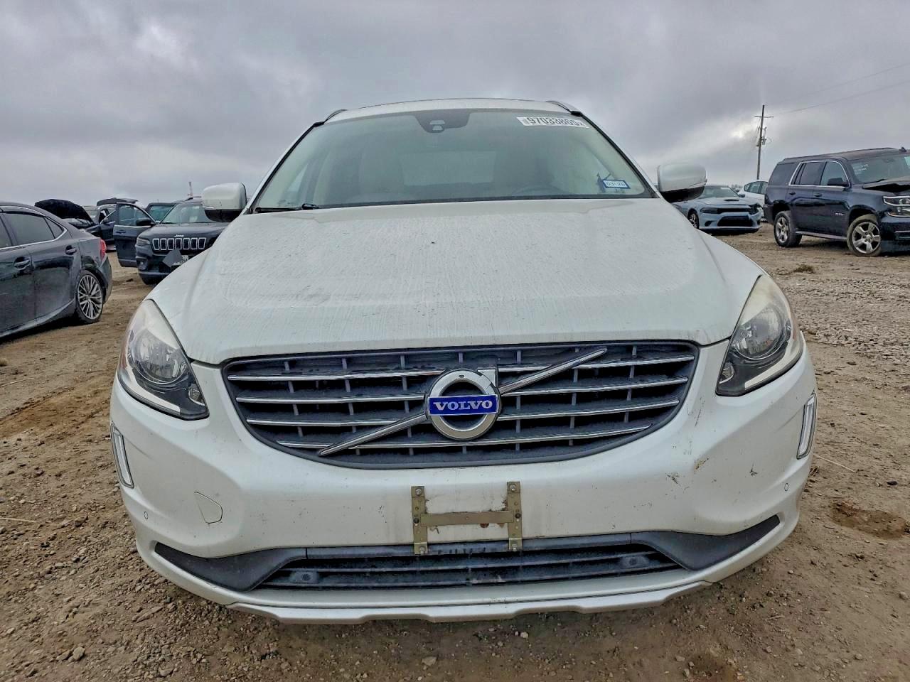 2015 VOLVO XC60 T6 PREMIER photo 5