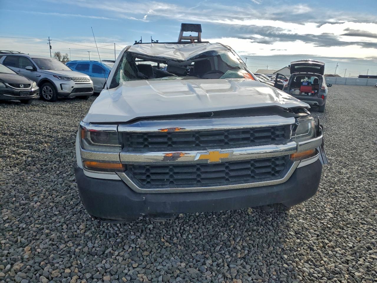 2018 CHEVROLET SILVERADO K1500 photo 9