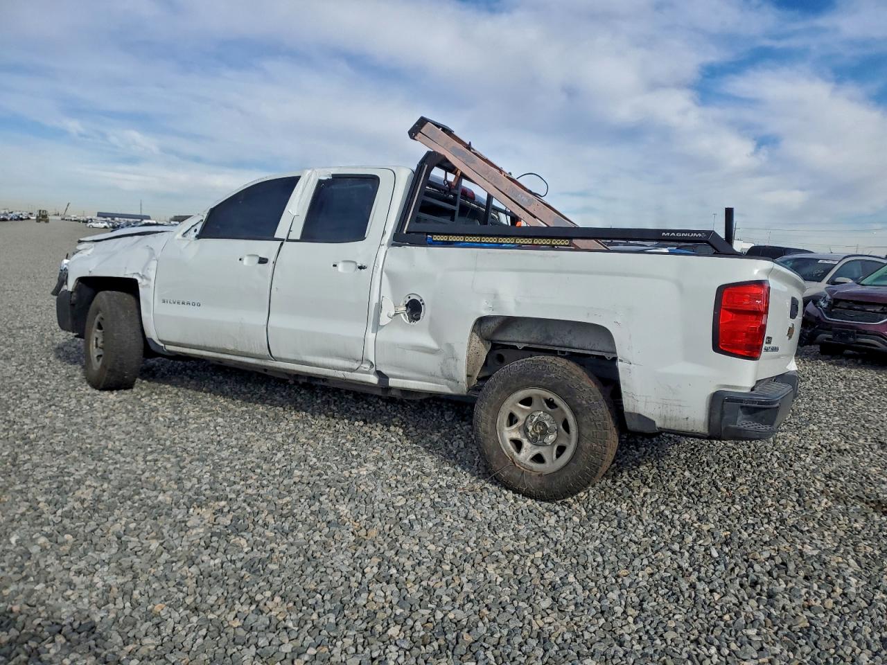 2018 CHEVROLET SILVERADO K1500 photo 3