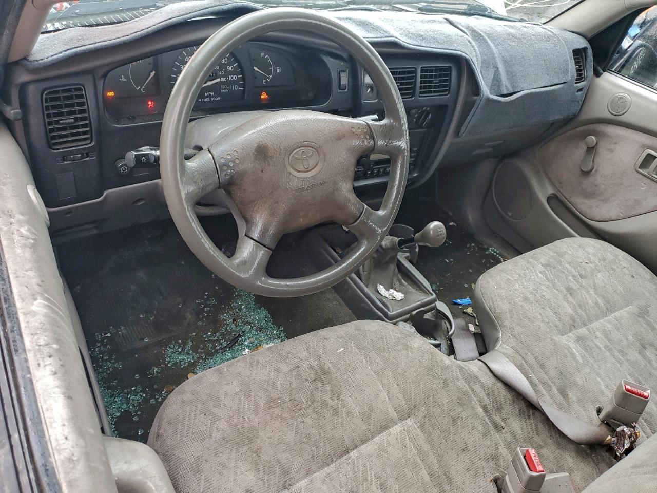2003 TOYOTA TACOMA photo 8