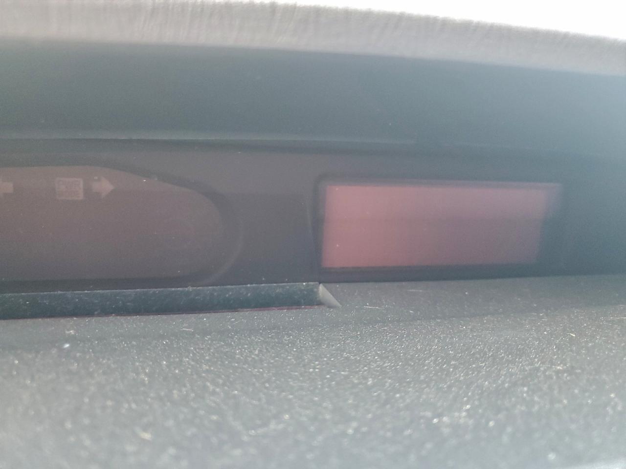 2011 TOYOTA PRIUS photo 9