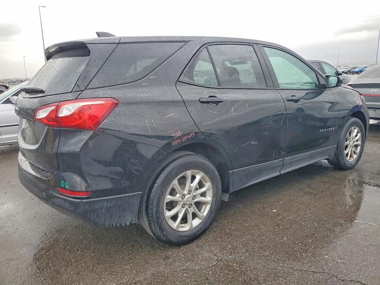 2020 CHEVROLET EQUINOX LS photo 9
