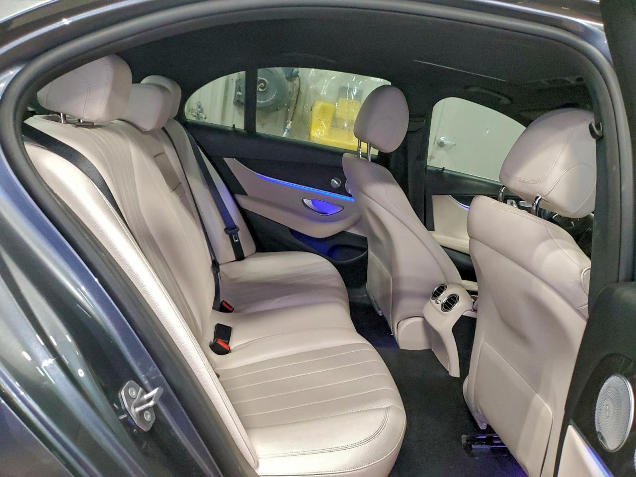 2017 MERCEDES-BENZ E 300 4MATIC photo 19