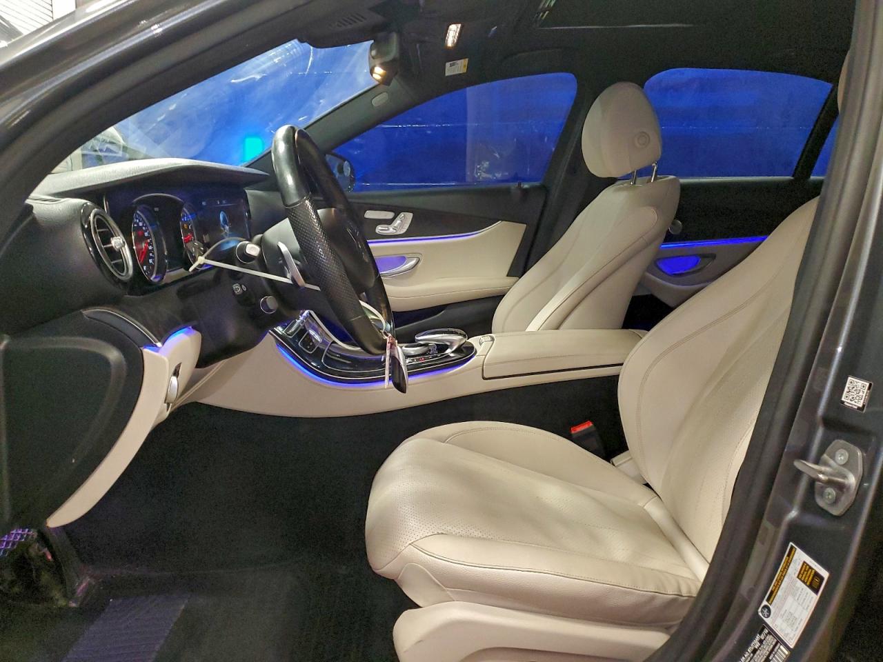 2017 MERCEDES-BENZ E 300 4MATIC photo 13