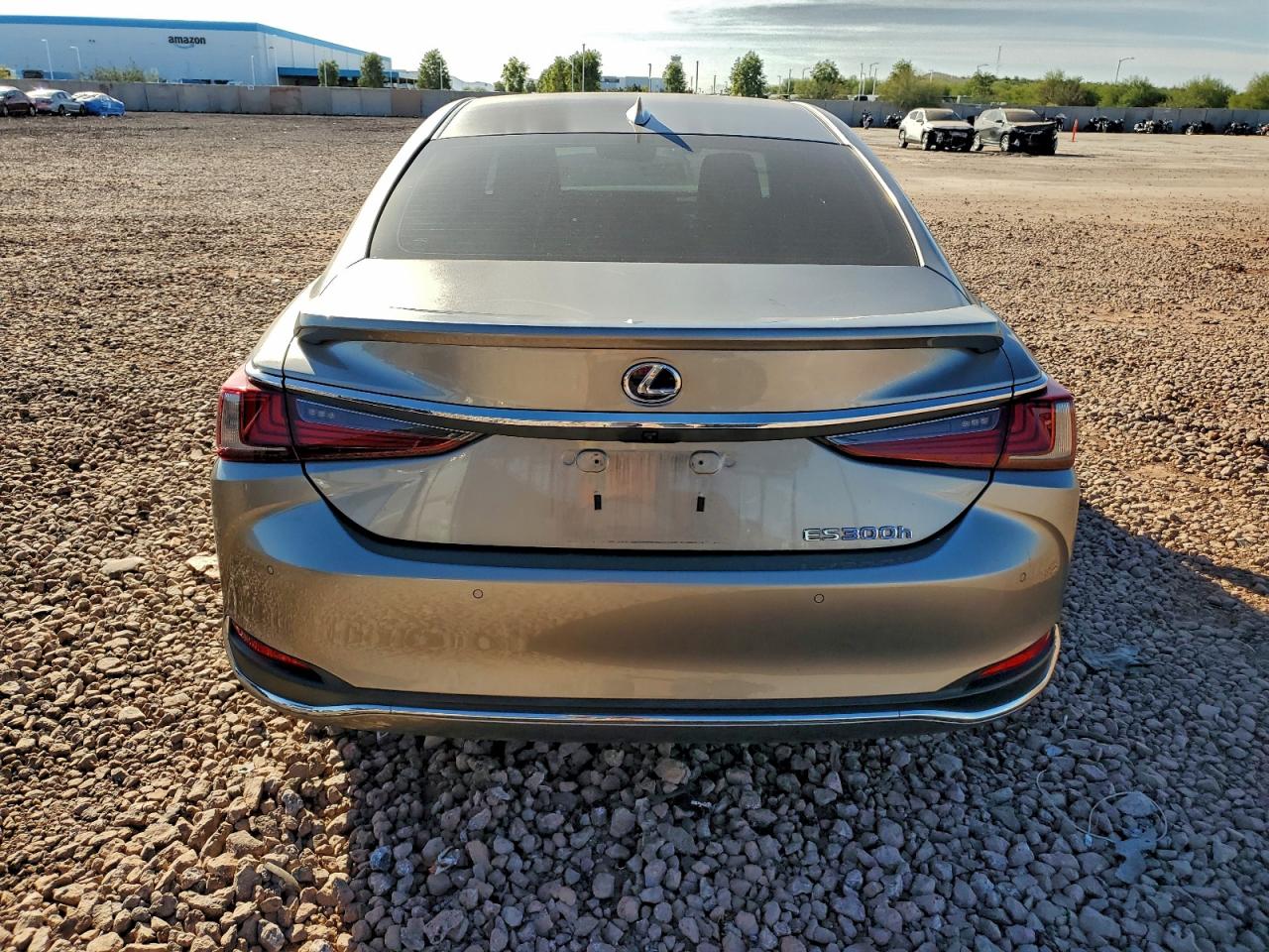 2020 LEXUS ES 300H photo 11