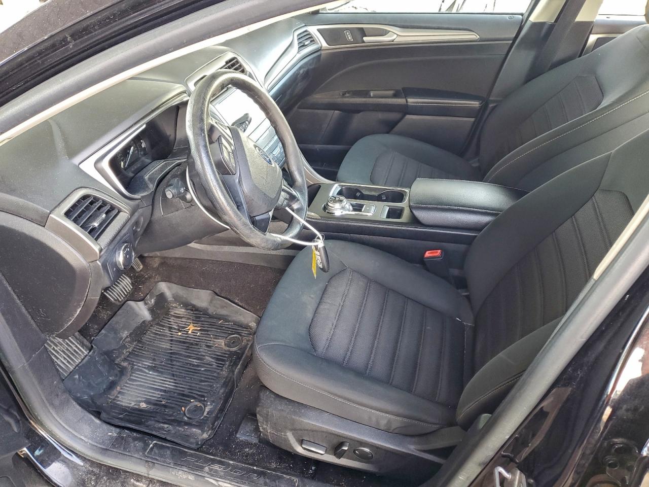 2019 FORD FUSION SE photo 13