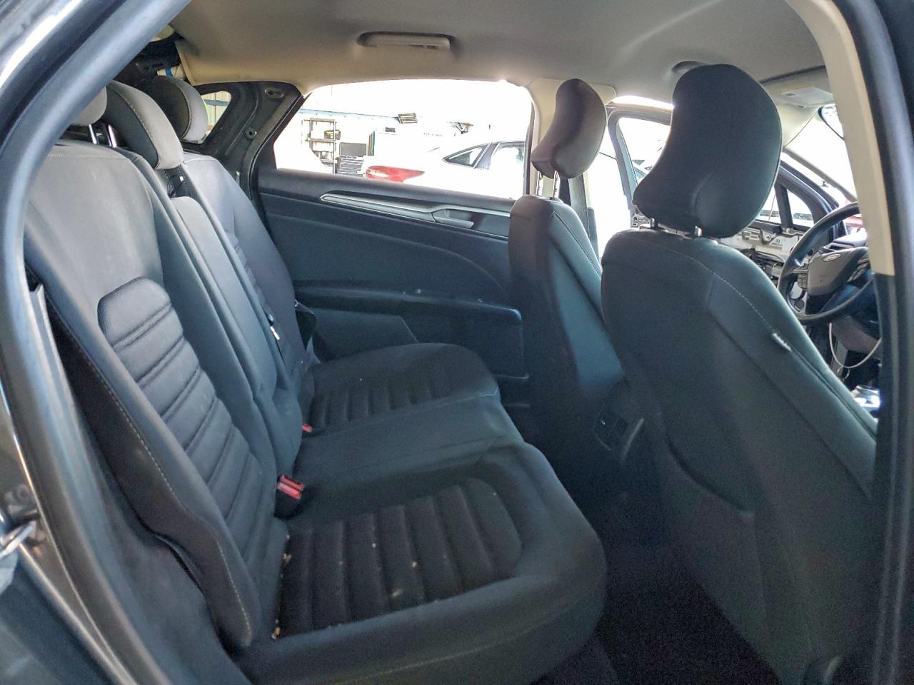 2019 FORD FUSION SE photo 19