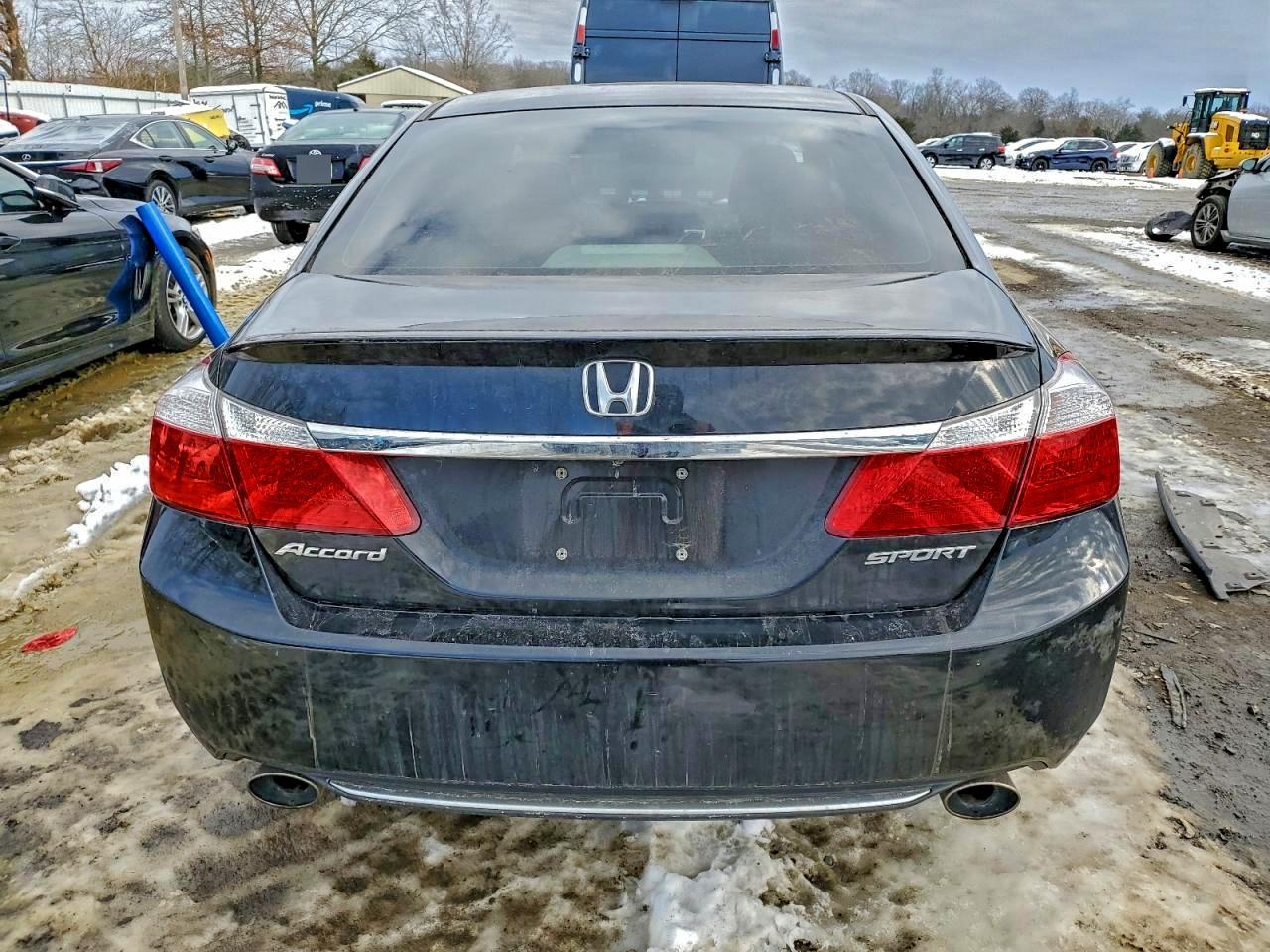2015 HONDA ACCORD SPORT photo 6