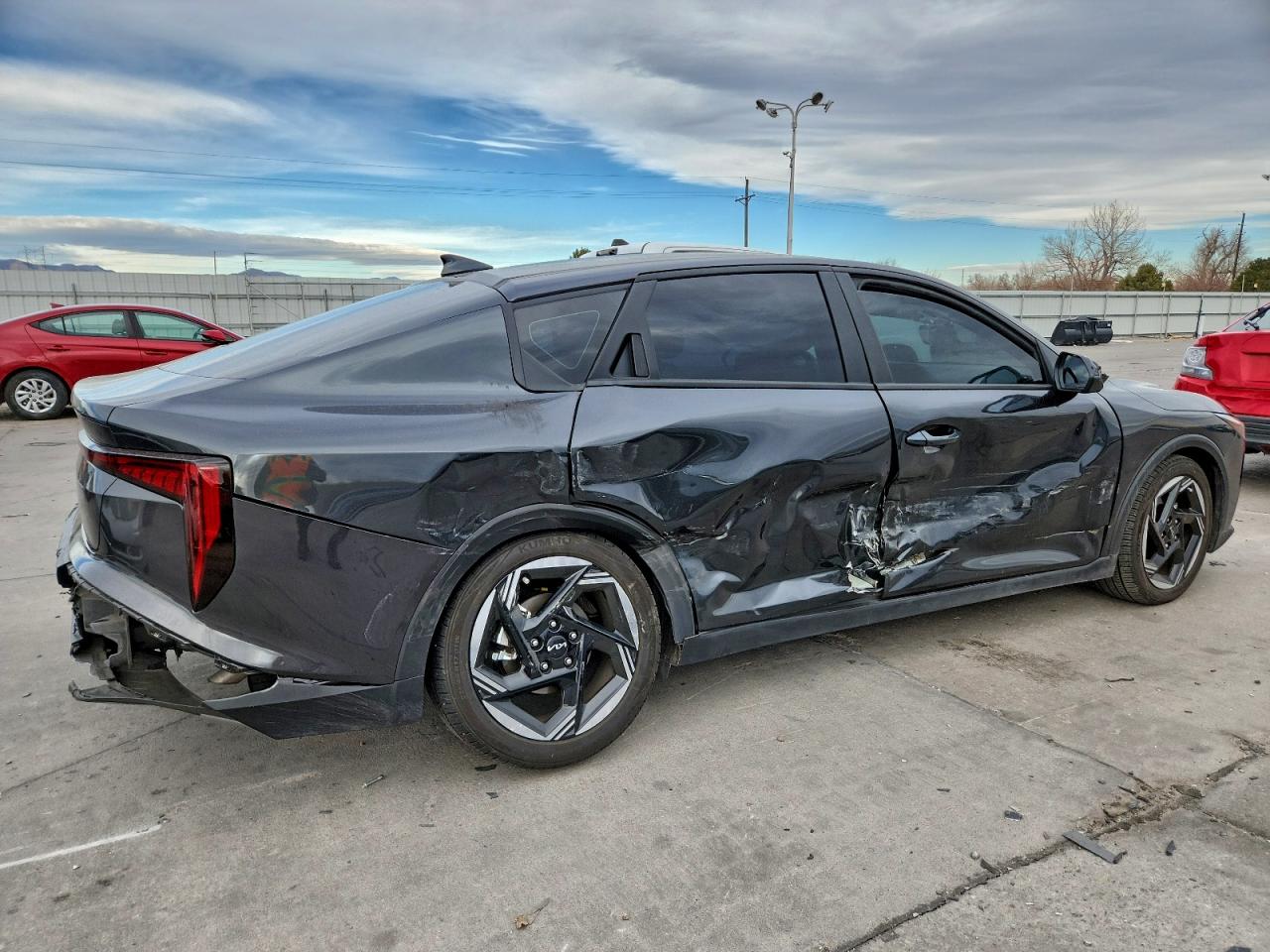 2025 KIA K4 EX photo 3