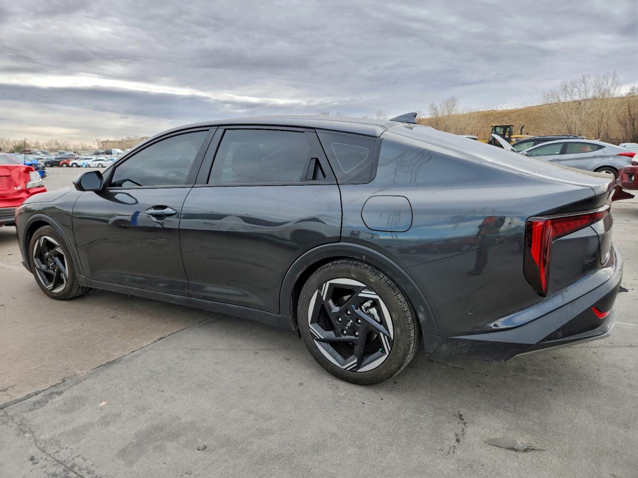 2025 KIA K4 EX photo 2
