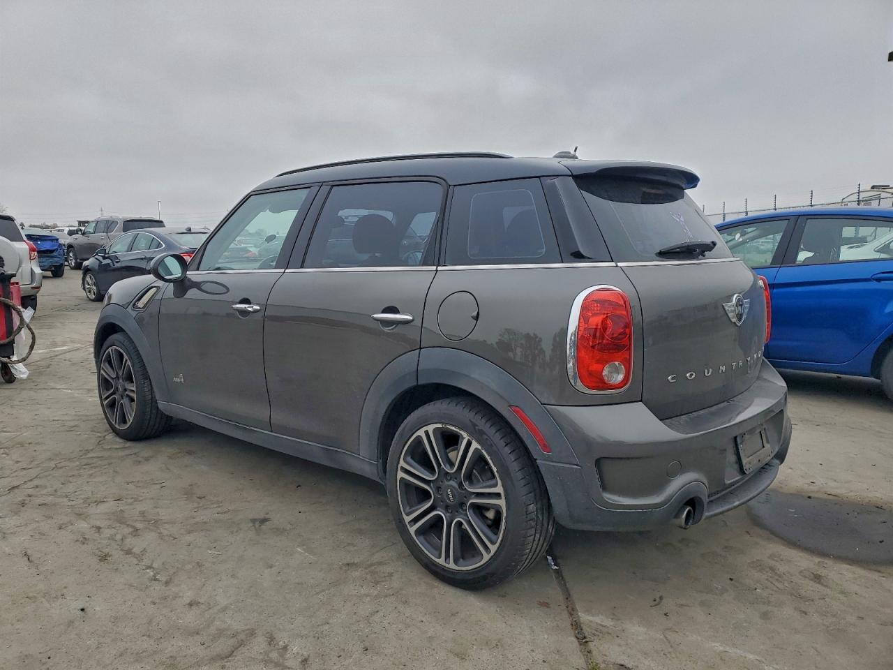 2014 MINI COOPER S COUNTRYMAN photo 2
