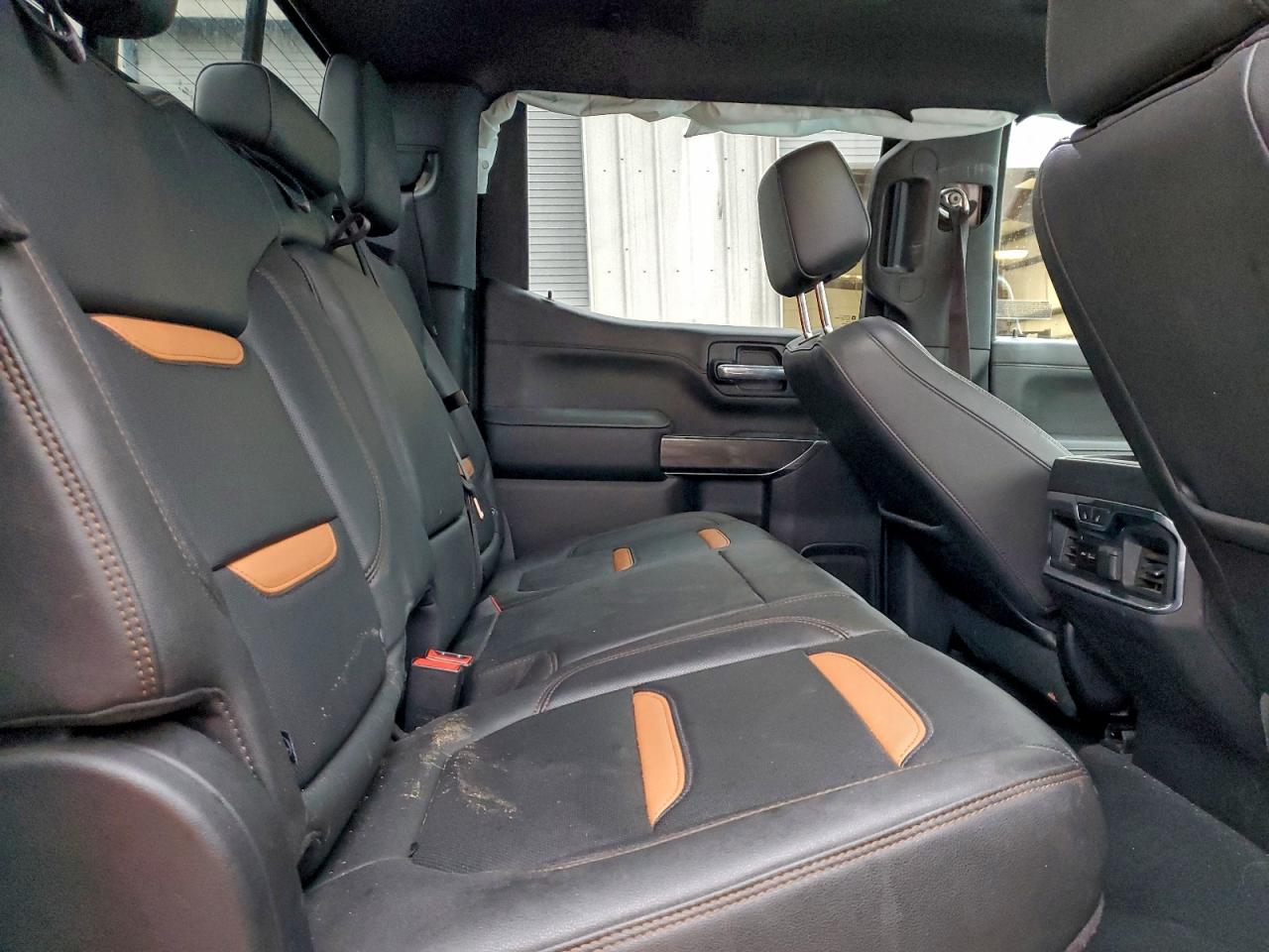 2021 GMC SIERRA K1500 AT4 photo 10