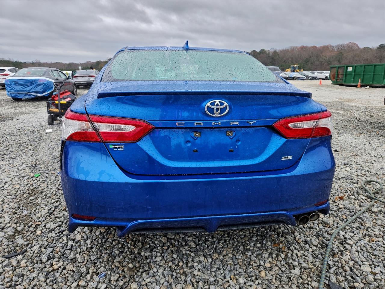 2020 TOYOTA CAMRY SE photo 11