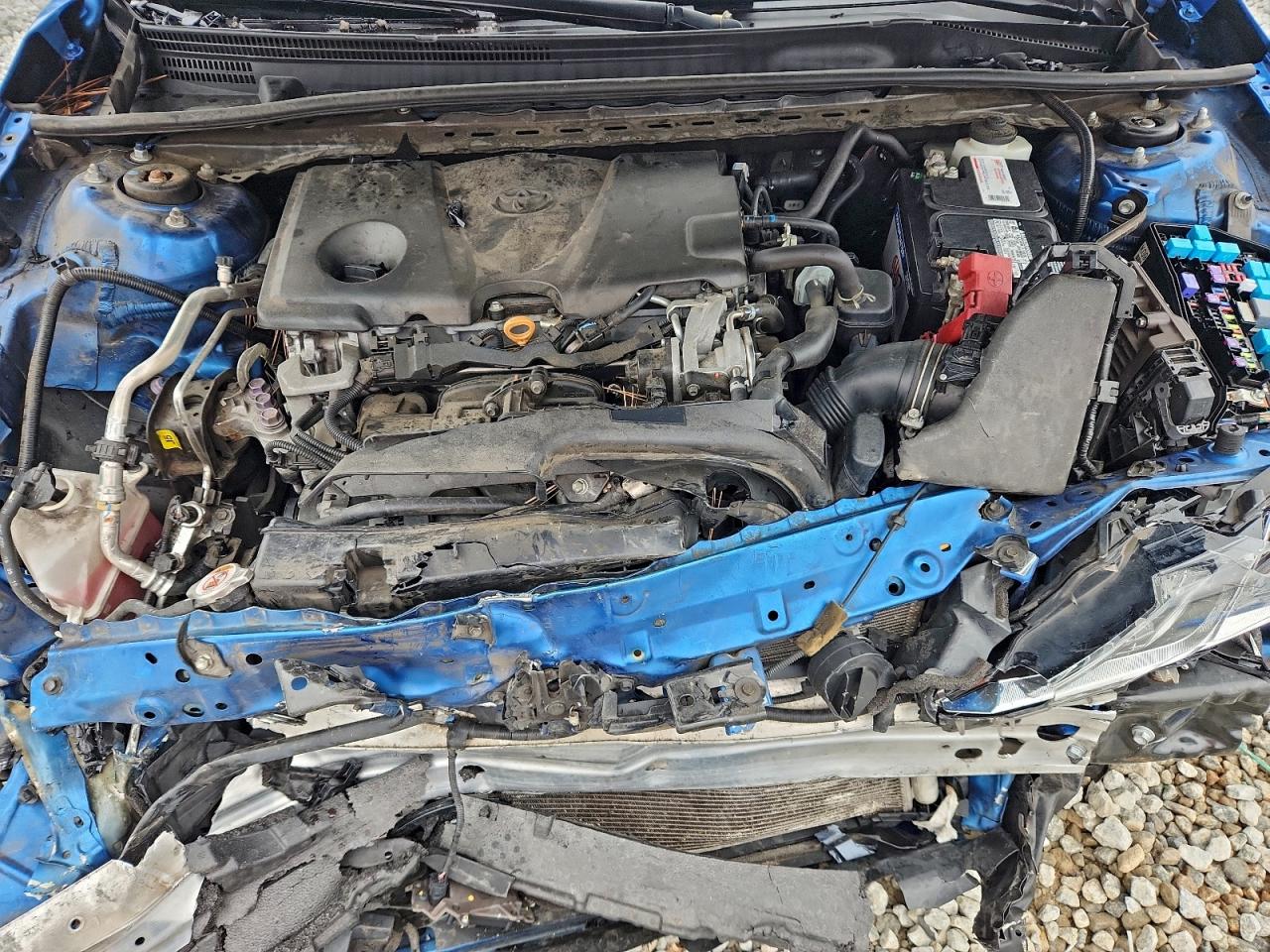 2020 TOYOTA CAMRY SE photo 21