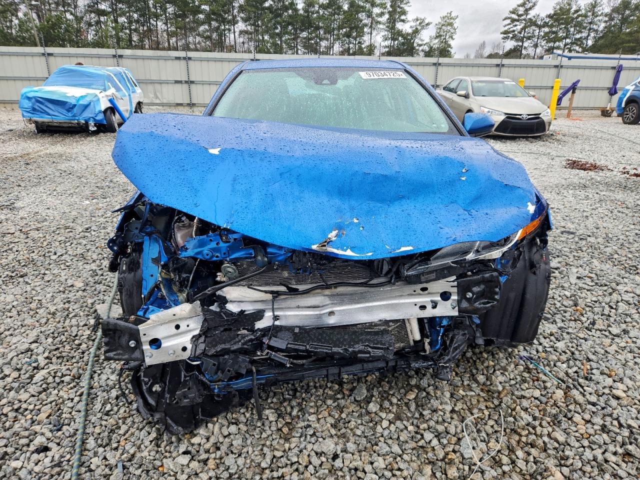 2020 TOYOTA CAMRY SE photo 9