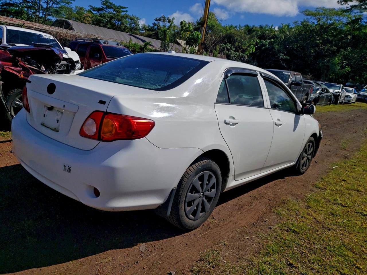 2010 TOYOTA COROLLA BASE photo 3