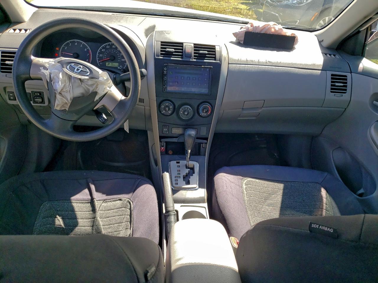 2010 TOYOTA COROLLA BASE photo 8