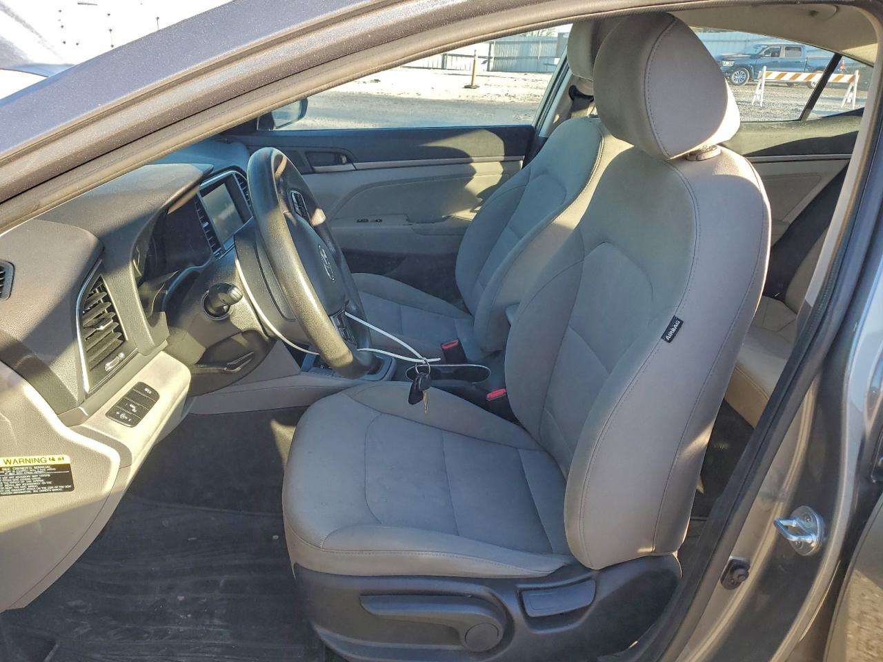 2018 HYUNDAI ELANTRA SEL photo 19
