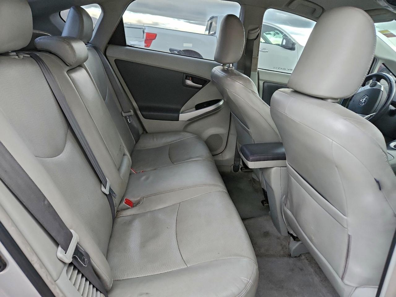 2010 TOYOTA PRIUS photo 19