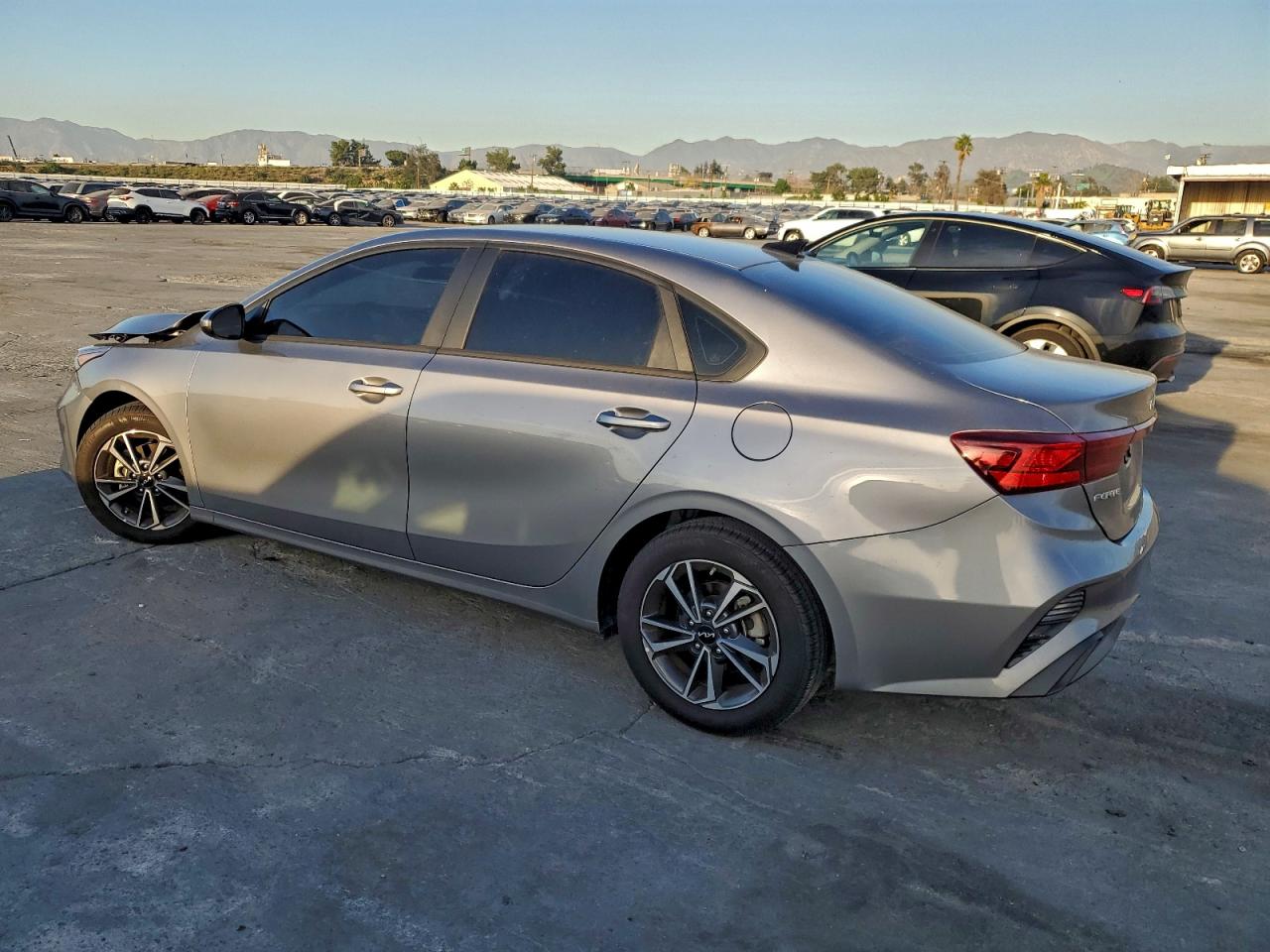 2024 KIA FORTE LXS photo 4