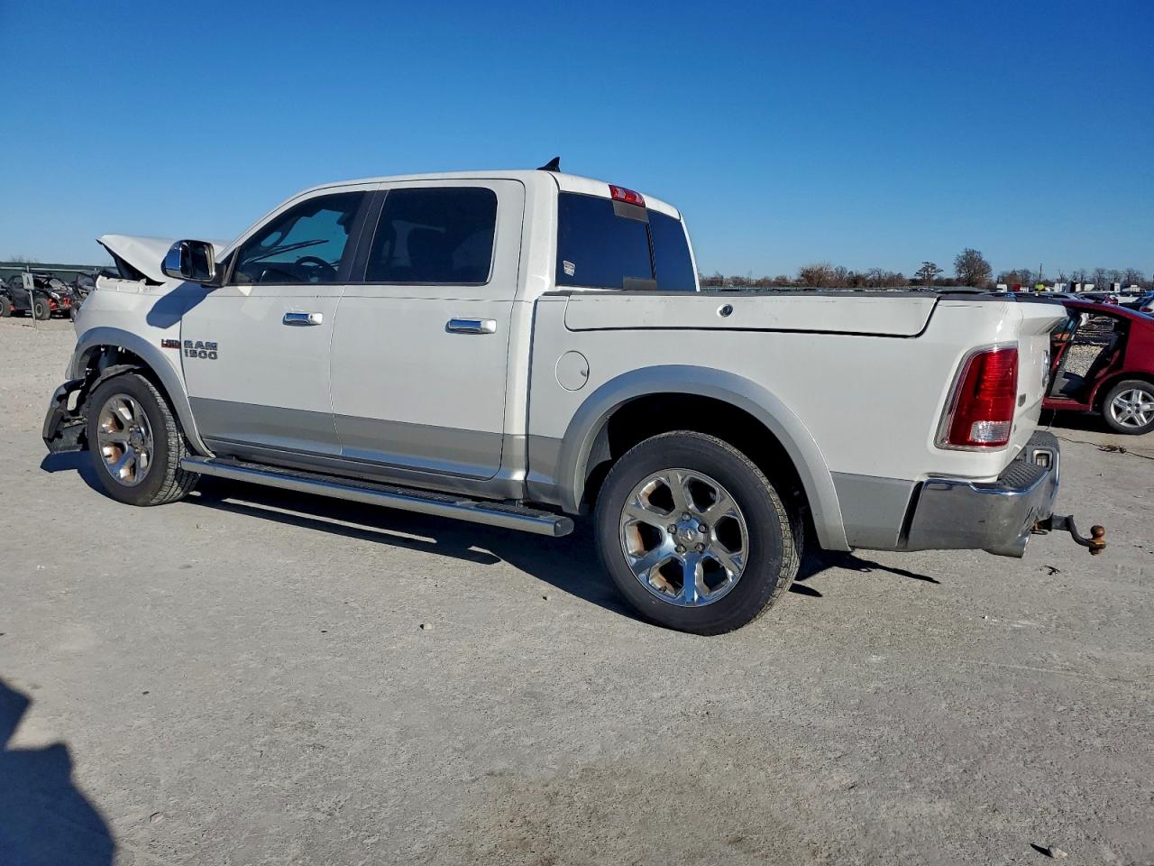 2014 RAM 1500 LARAMIE photo 3