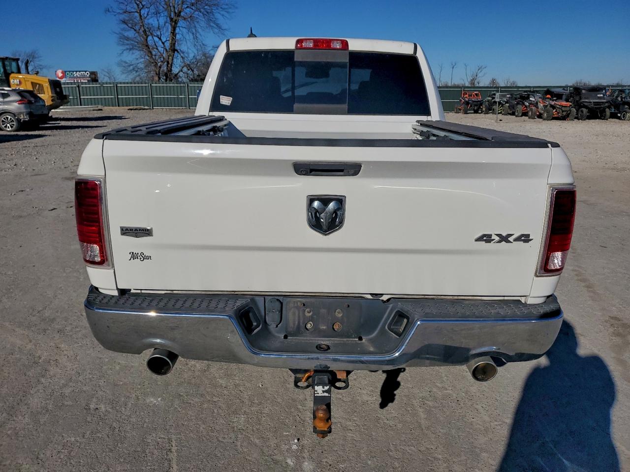 2014 RAM 1500 LARAMIE photo 11