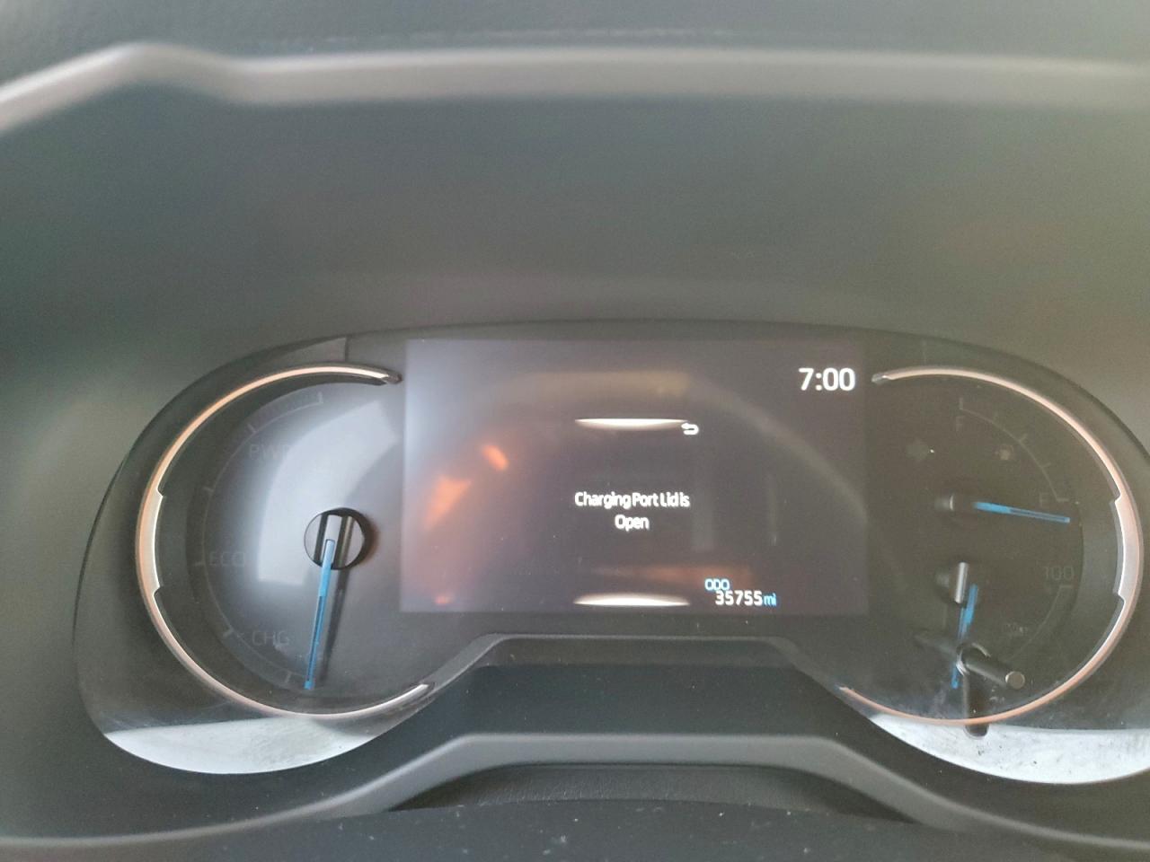 2021 TOYOTA RAV4 PRIME XSE photo 17