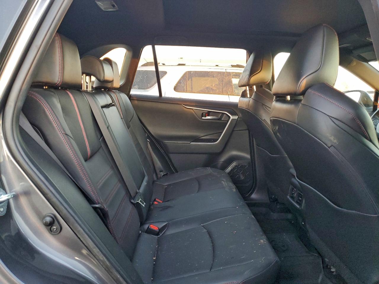 2021 TOYOTA RAV4 PRIME XSE photo 19