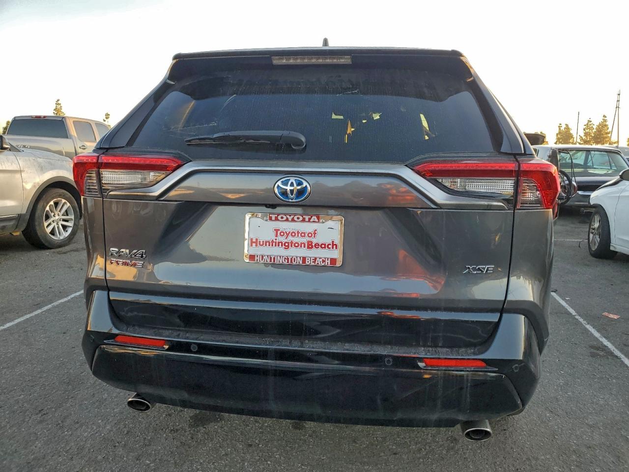 2021 TOYOTA RAV4 PRIME XSE photo 11