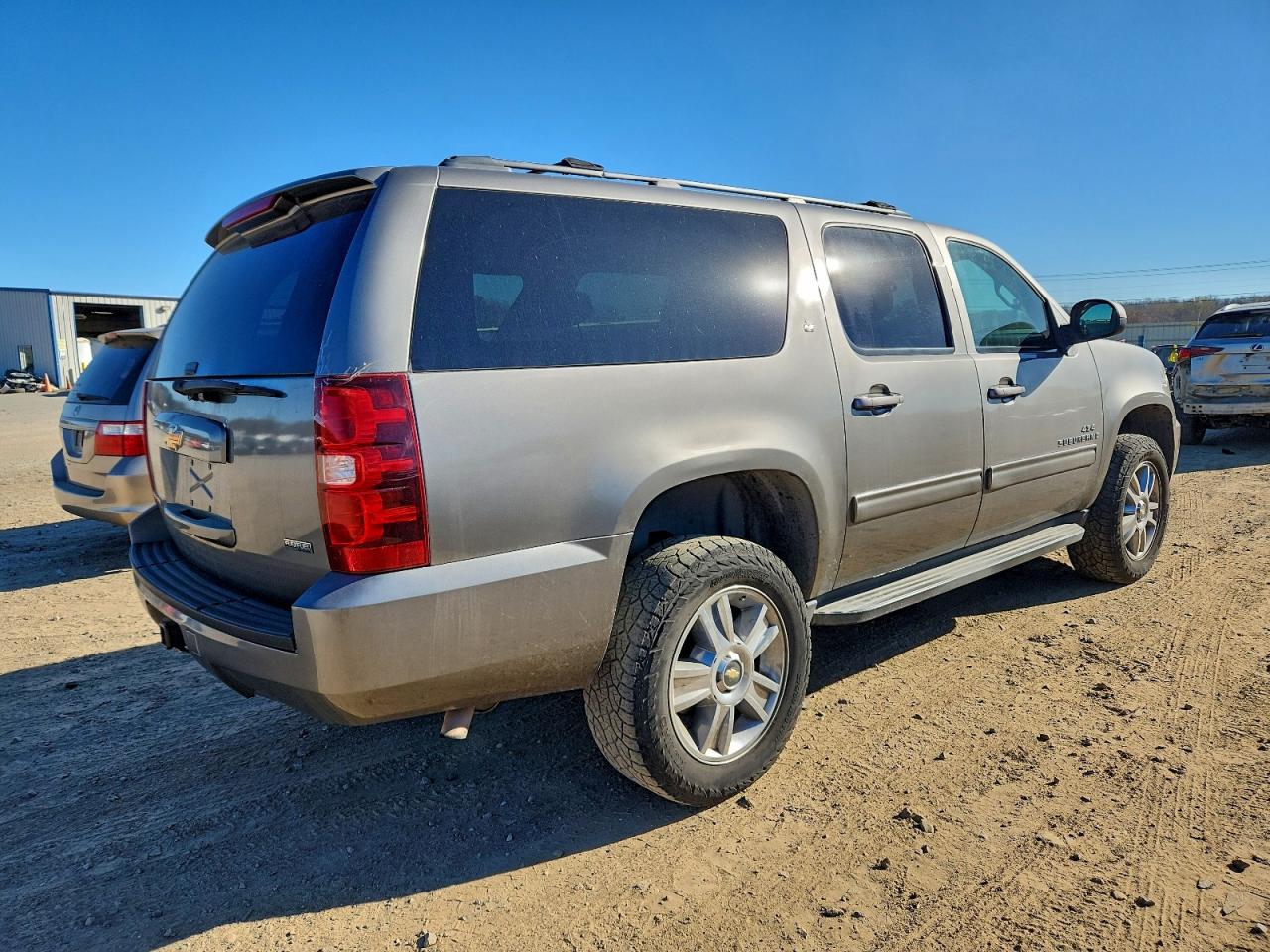 2009 CHEVROLET SUBURBAN K1500 LT photo 5