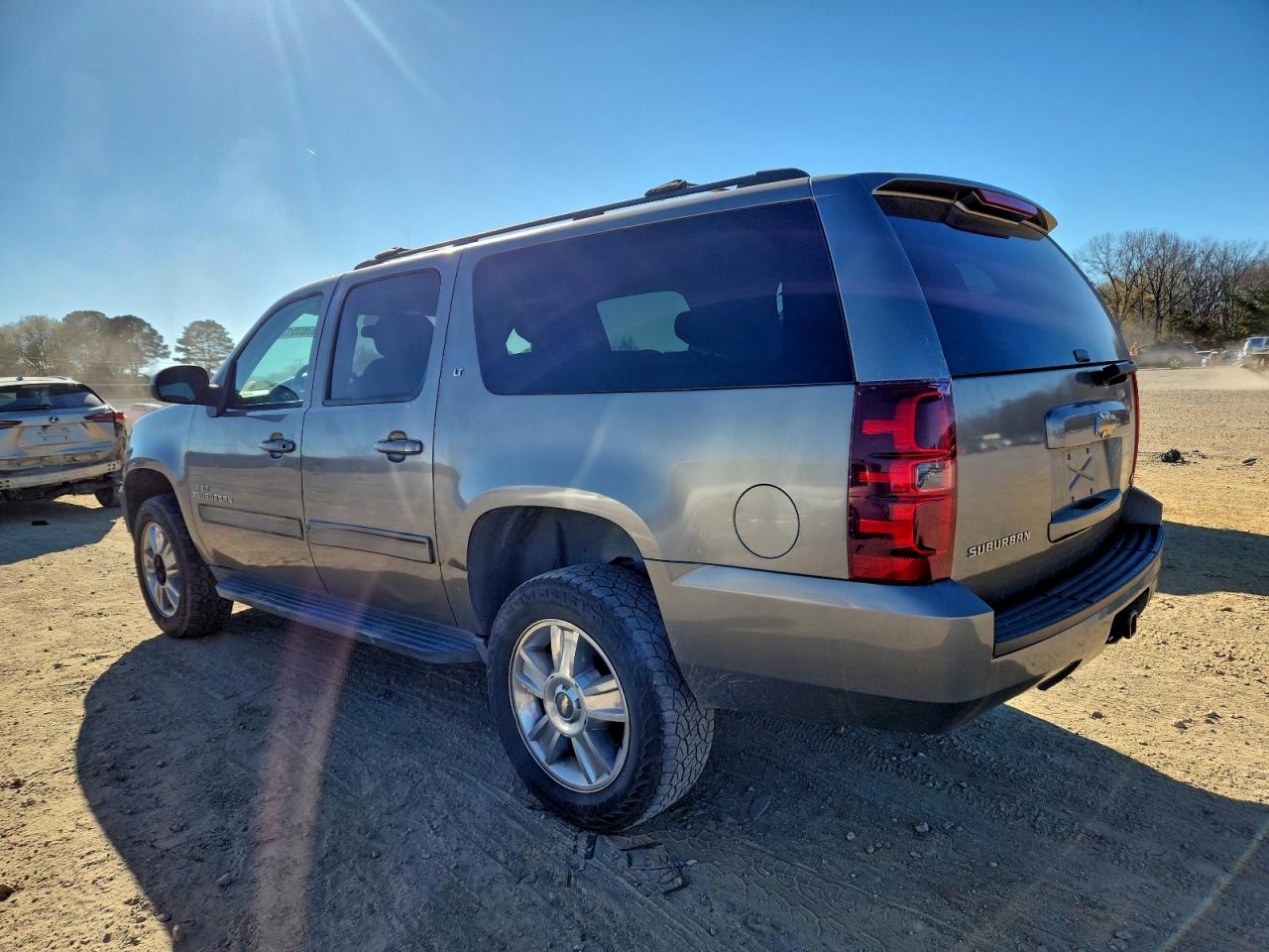 2009 CHEVROLET SUBURBAN K1500 LT photo 3