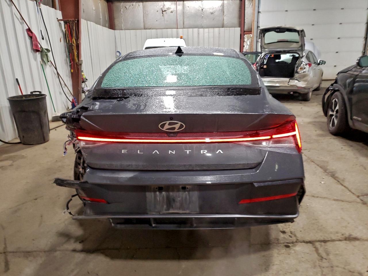 2024 HYUNDAI ELANTRA SEL photo 11