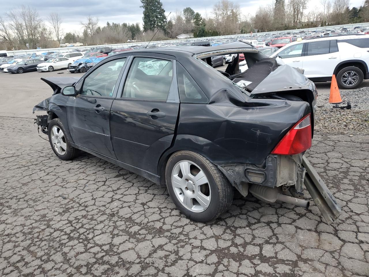 2007 FORD FOCUS ZX4 photo 4