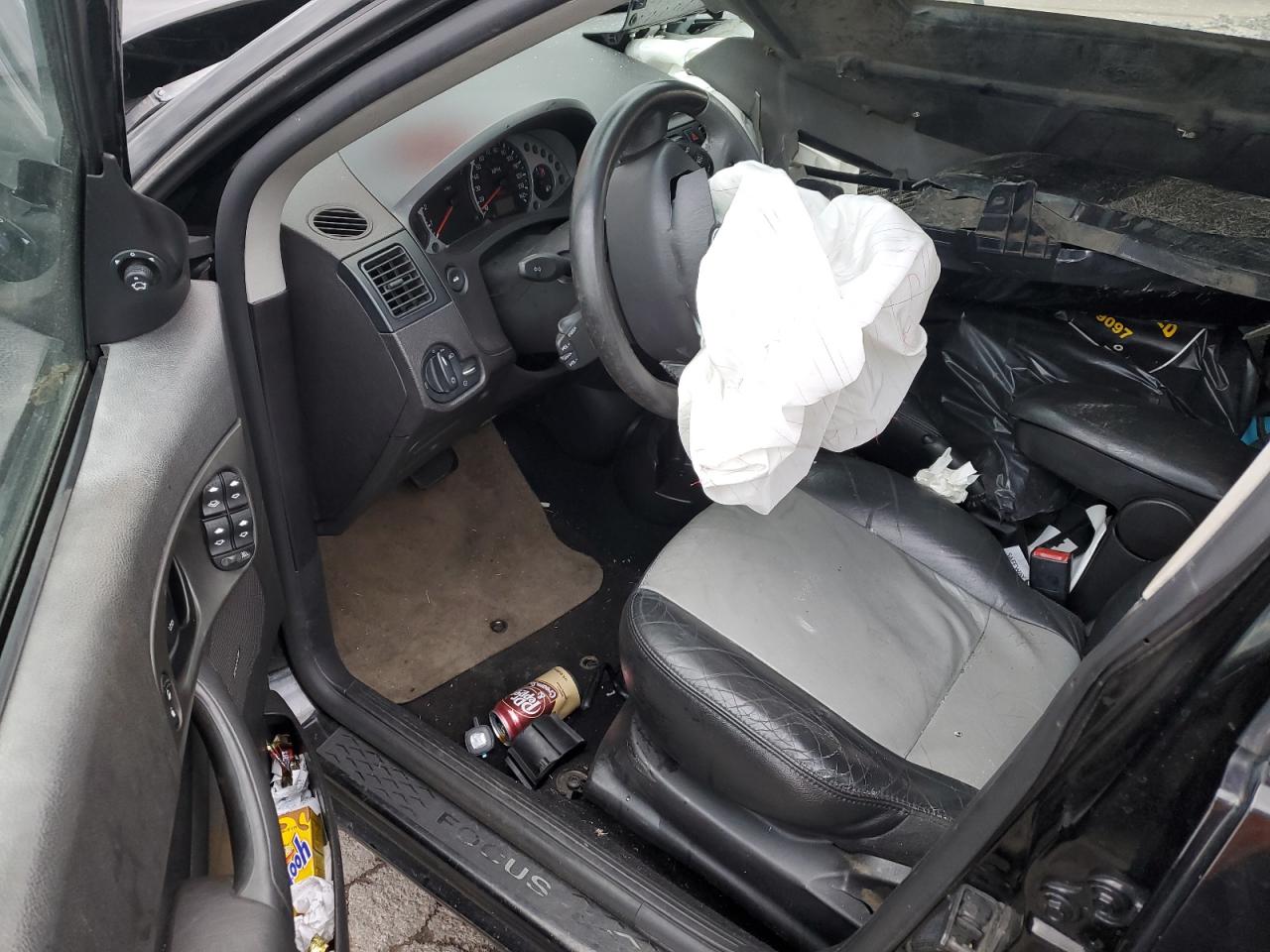 2007 FORD FOCUS ZX4 photo 22
