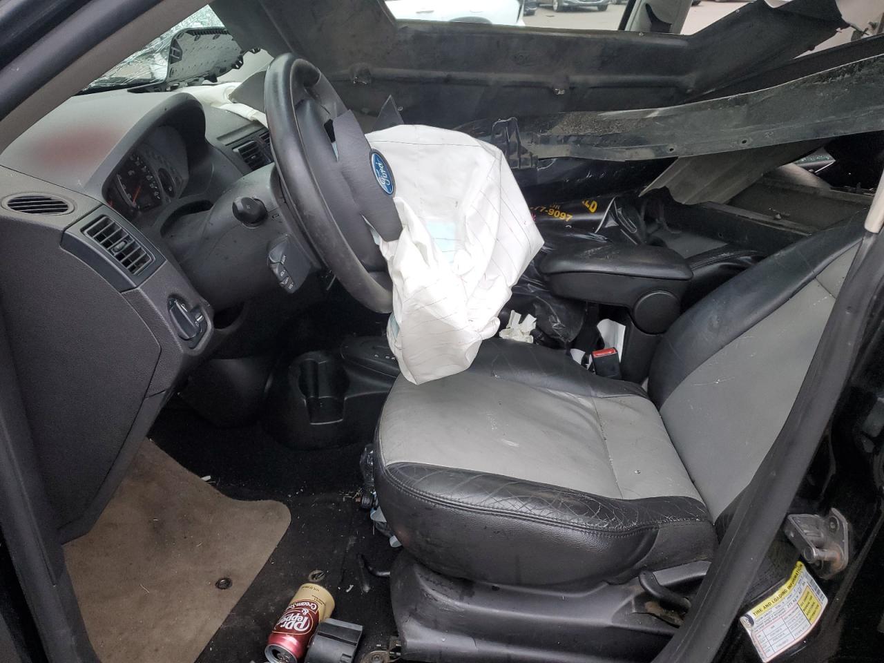 2007 FORD FOCUS ZX4 photo 19