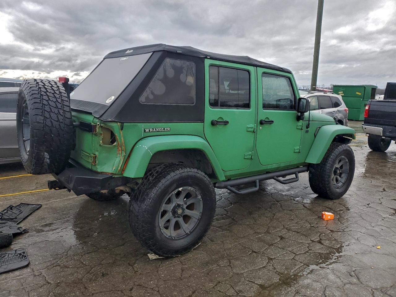2010 JEEP WRANGLER UNLIMITED SAHARA photo 3