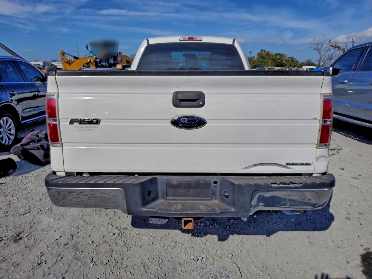 2013 FORD F150 photo 11