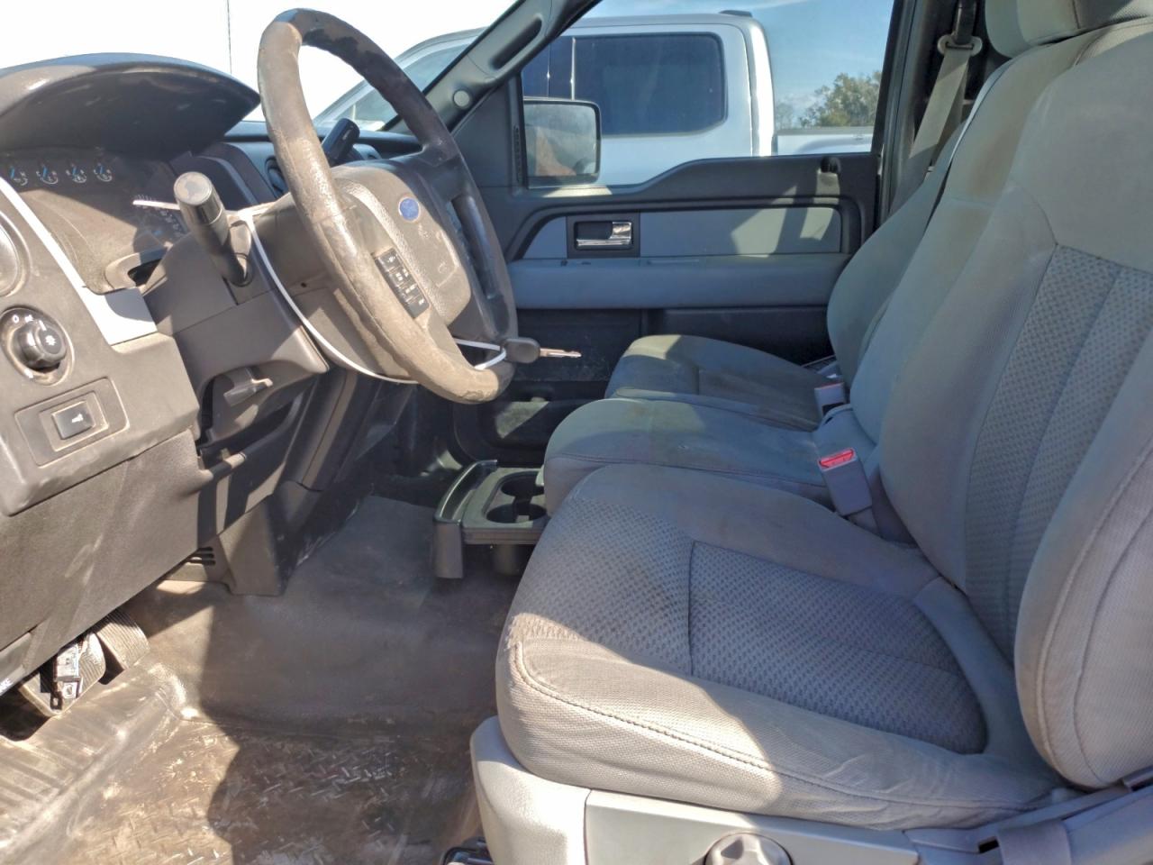 2013 FORD F150 photo 13