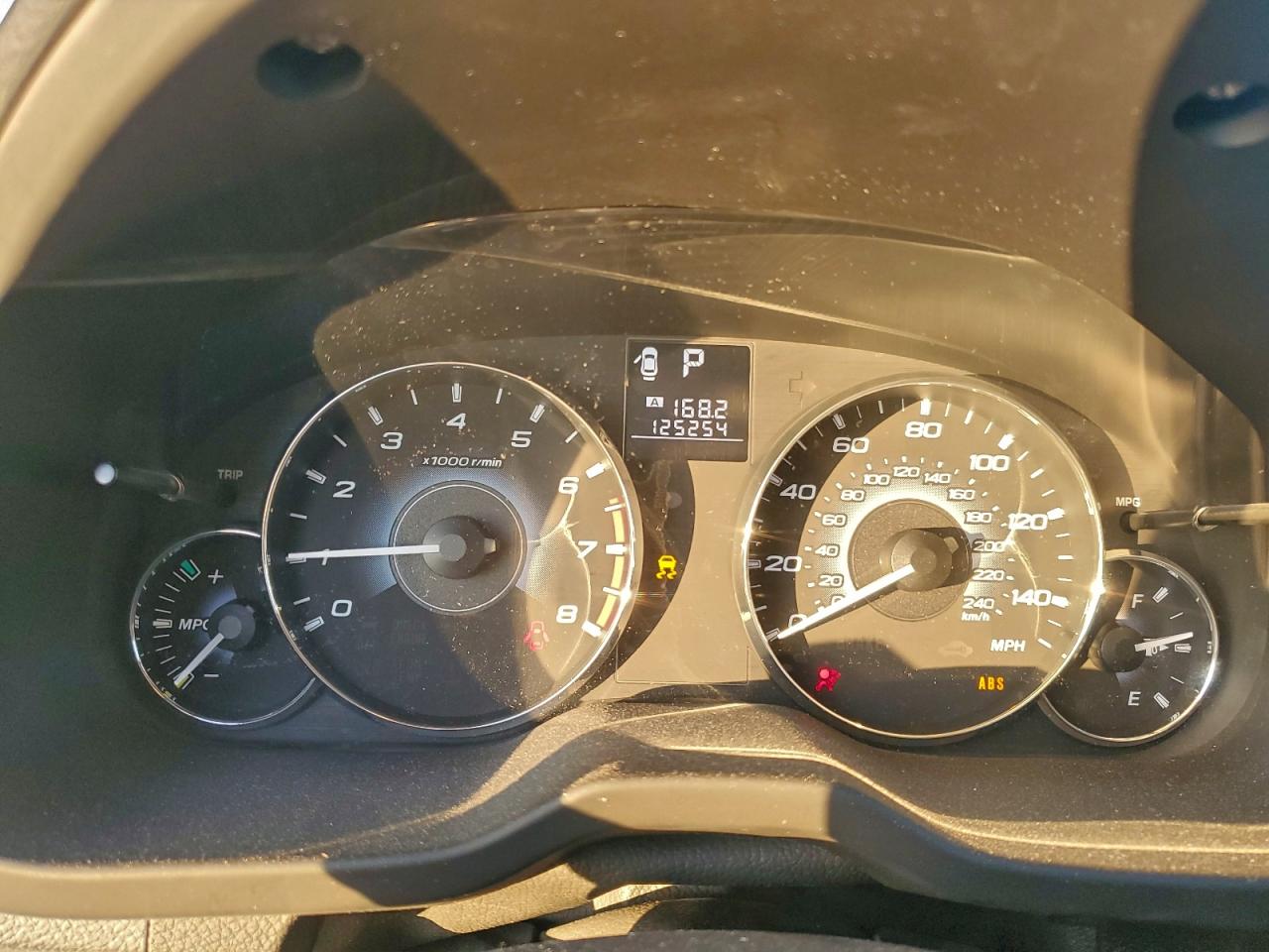 2010 SUBARU OUTBACK 2.5I PREMIUM photo 17