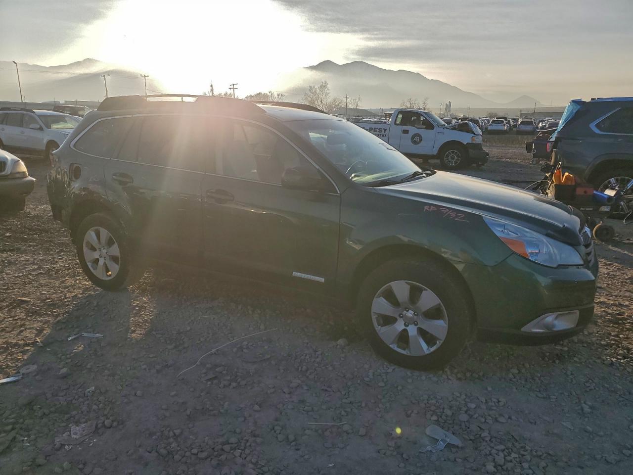 2010 SUBARU OUTBACK 2.5I PREMIUM photo 7