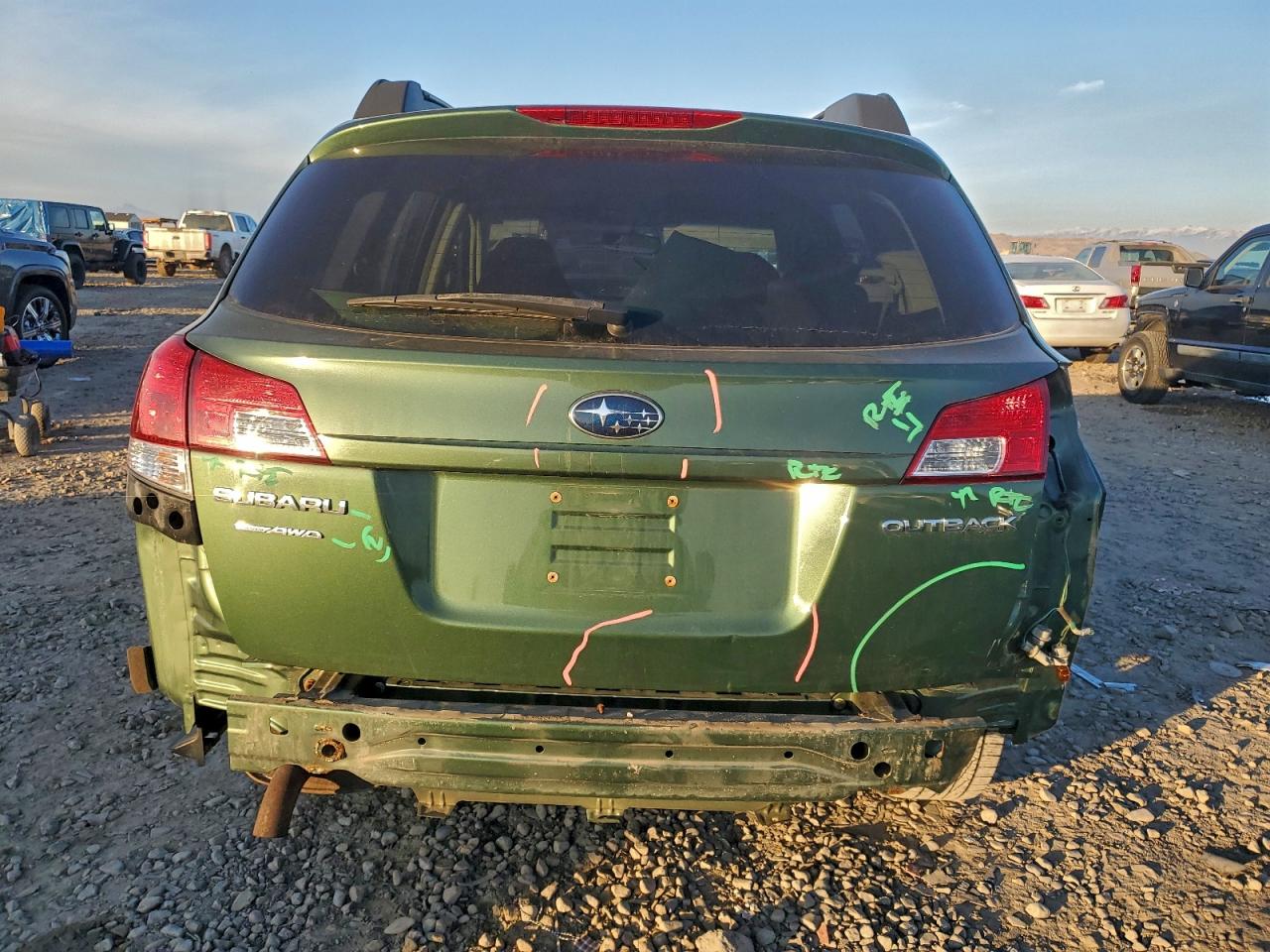 2010 SUBARU OUTBACK 2.5I PREMIUM photo 11