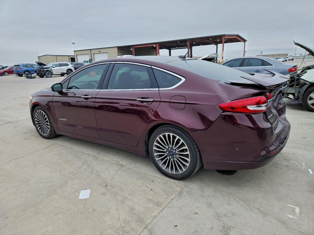 2018 FORD FUSION TITANIUM/PLATINUM HEV photo 4