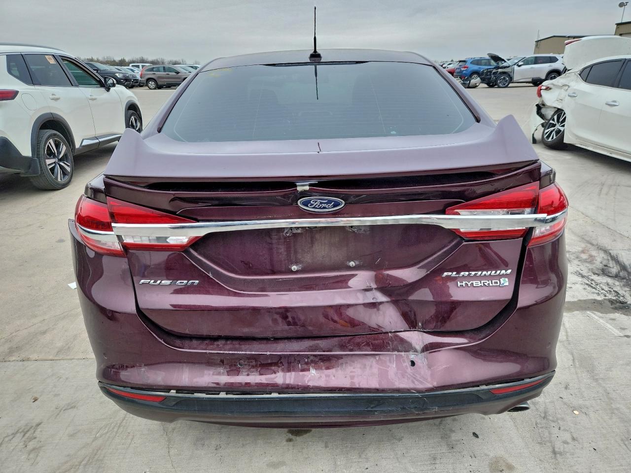 2018 FORD FUSION TITANIUM/PLATINUM HEV photo 16