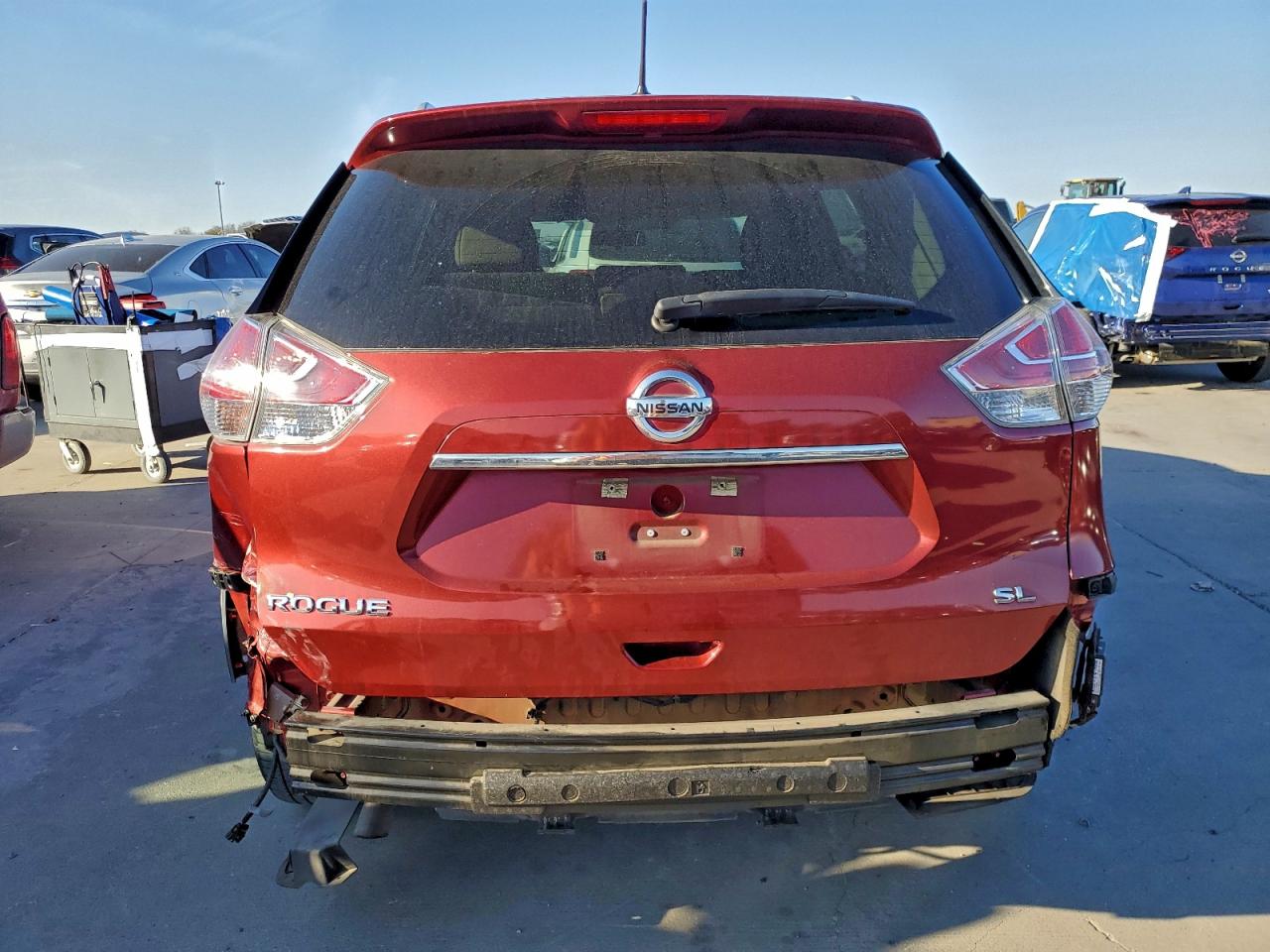 2016 NISSAN ROGUE S photo 11