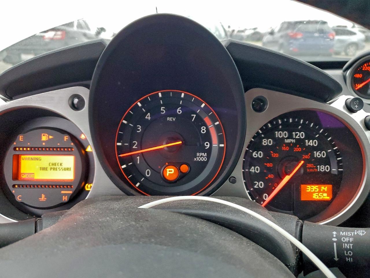 2017 NISSAN 370Z BASE photo 9