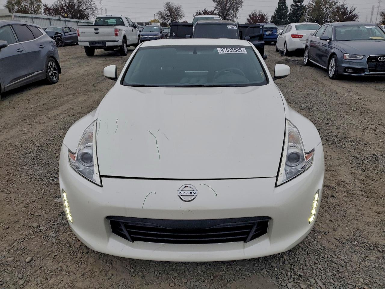2017 NISSAN 370Z BASE photo 5